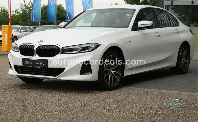 BMW 330