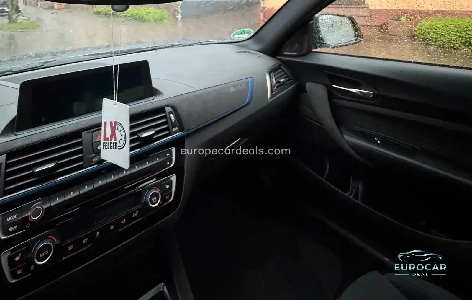 BMW M240i
