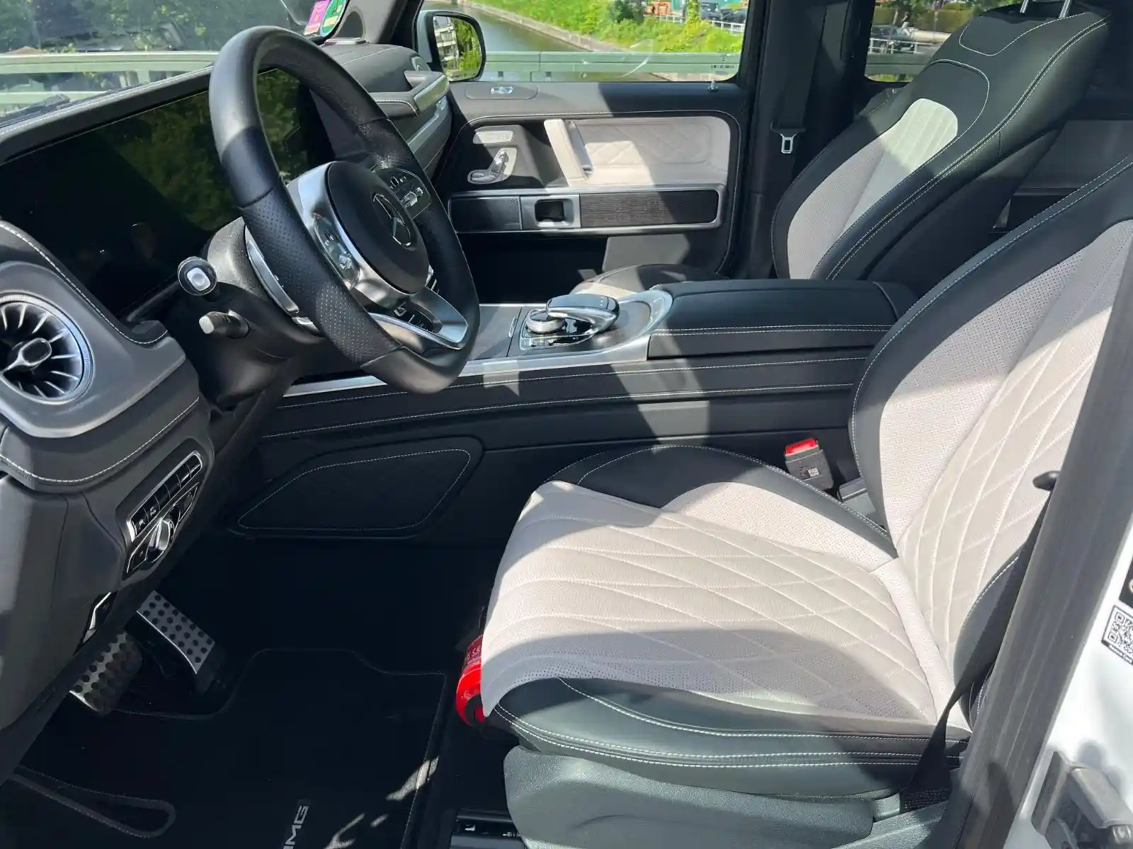 Mercedes-Benz G 500