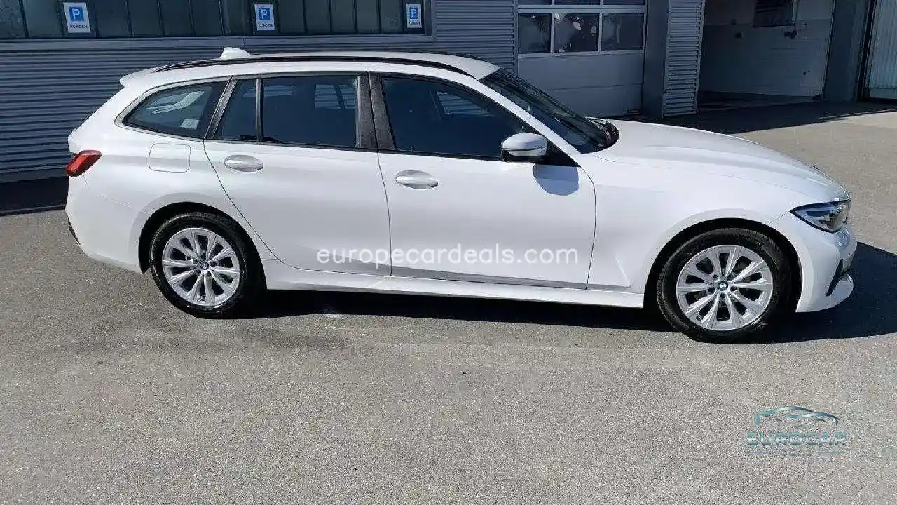 BMW 320