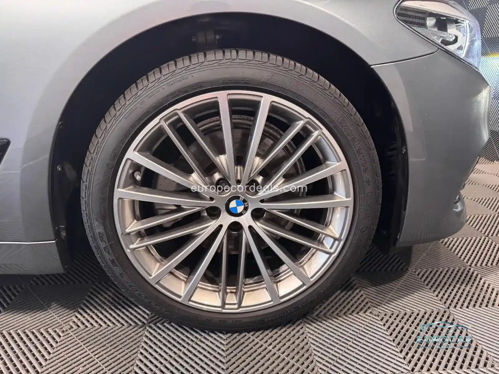 BMW 520