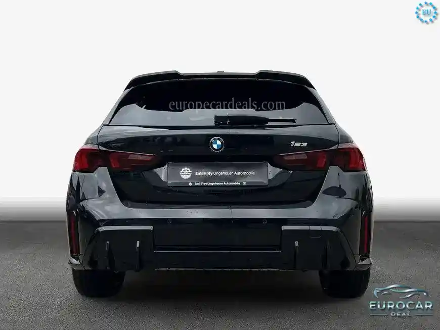 BMW 123