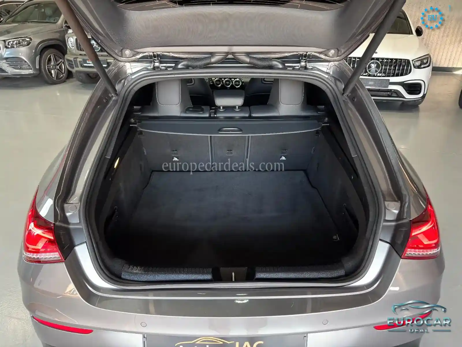Mercedes-Benz CLA 45 AMG Shooting Brake