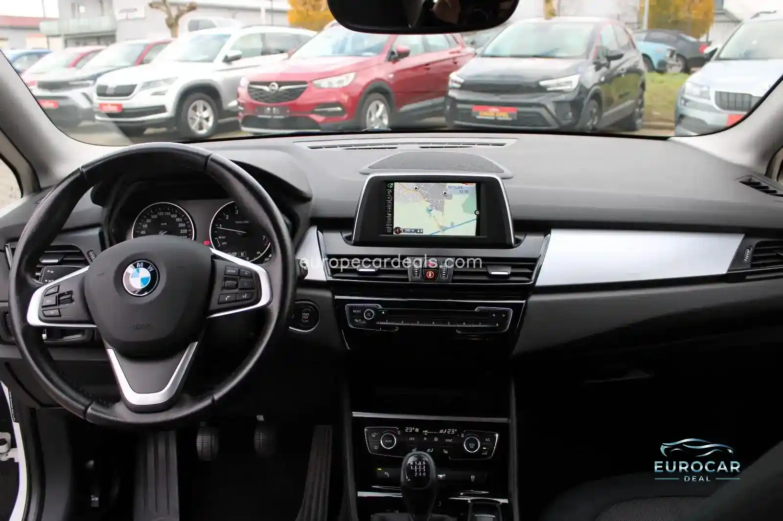 BMW 218