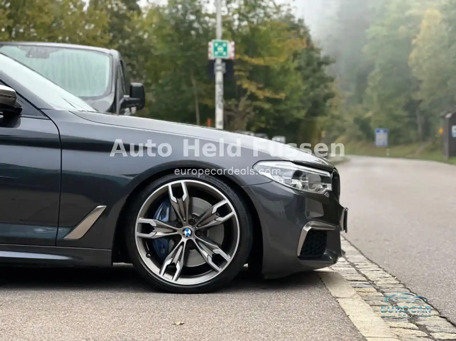 BMW M550
