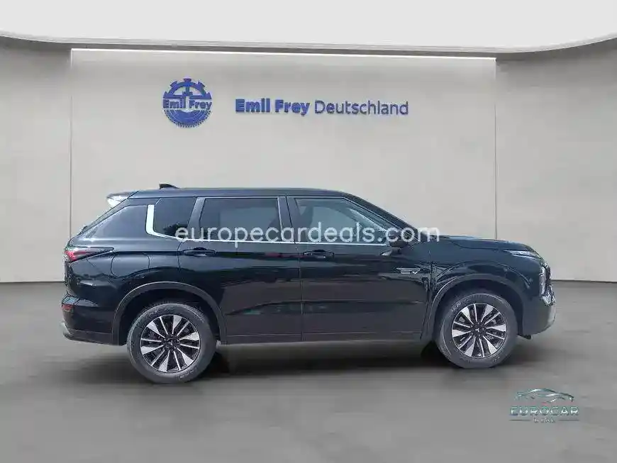 Mitsubishi Plug-in Hybrid Outlander