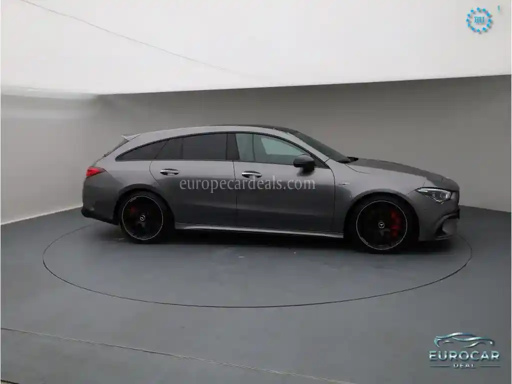 Mercedes-Benz CLA 45 AMG Shooting Brake