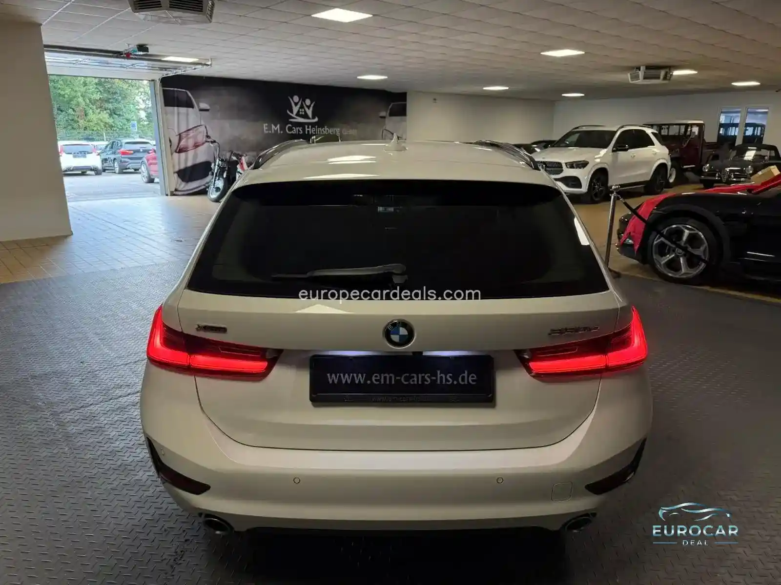 BMW 330