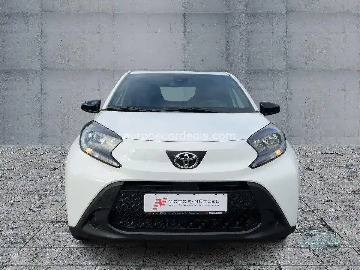 Toyota Aygo (X)