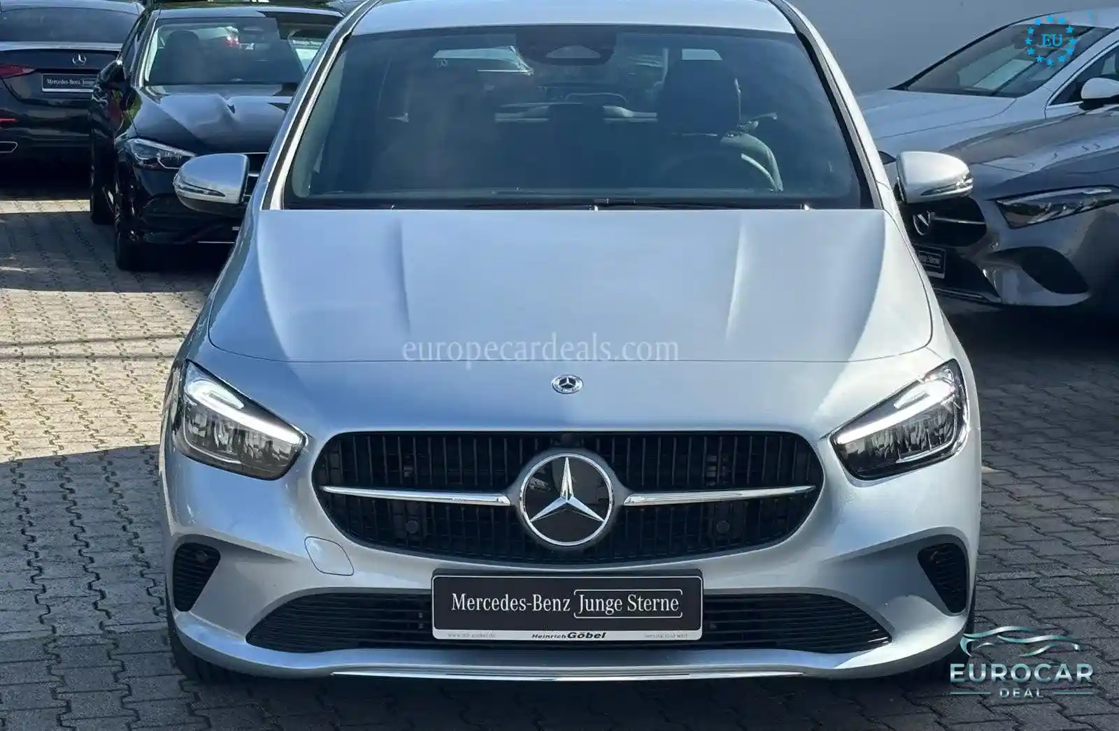 Mercedes-Benz B 180