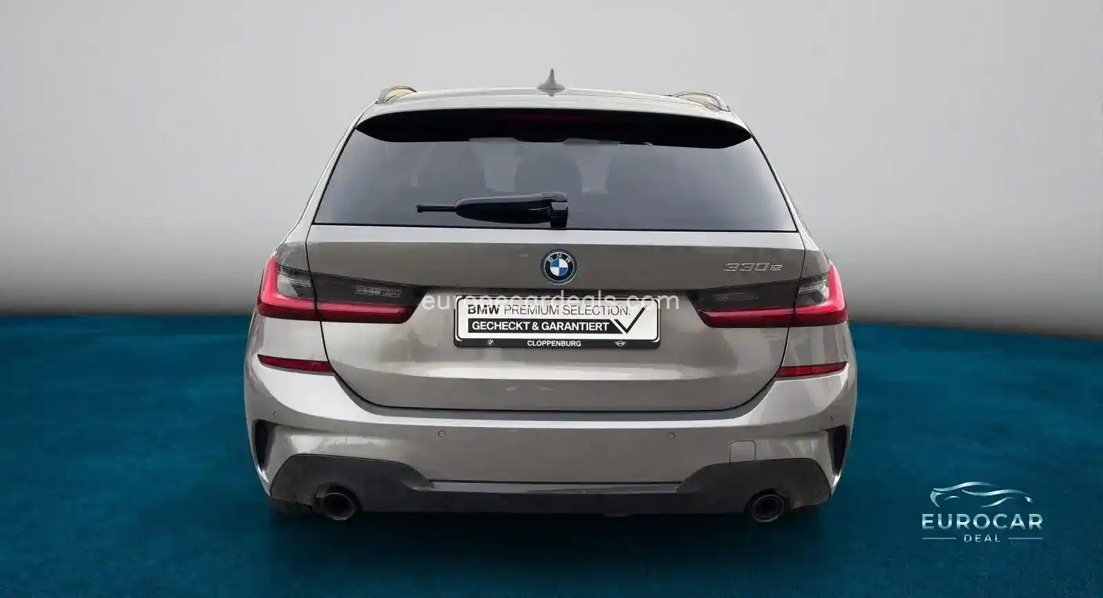 BMW 330