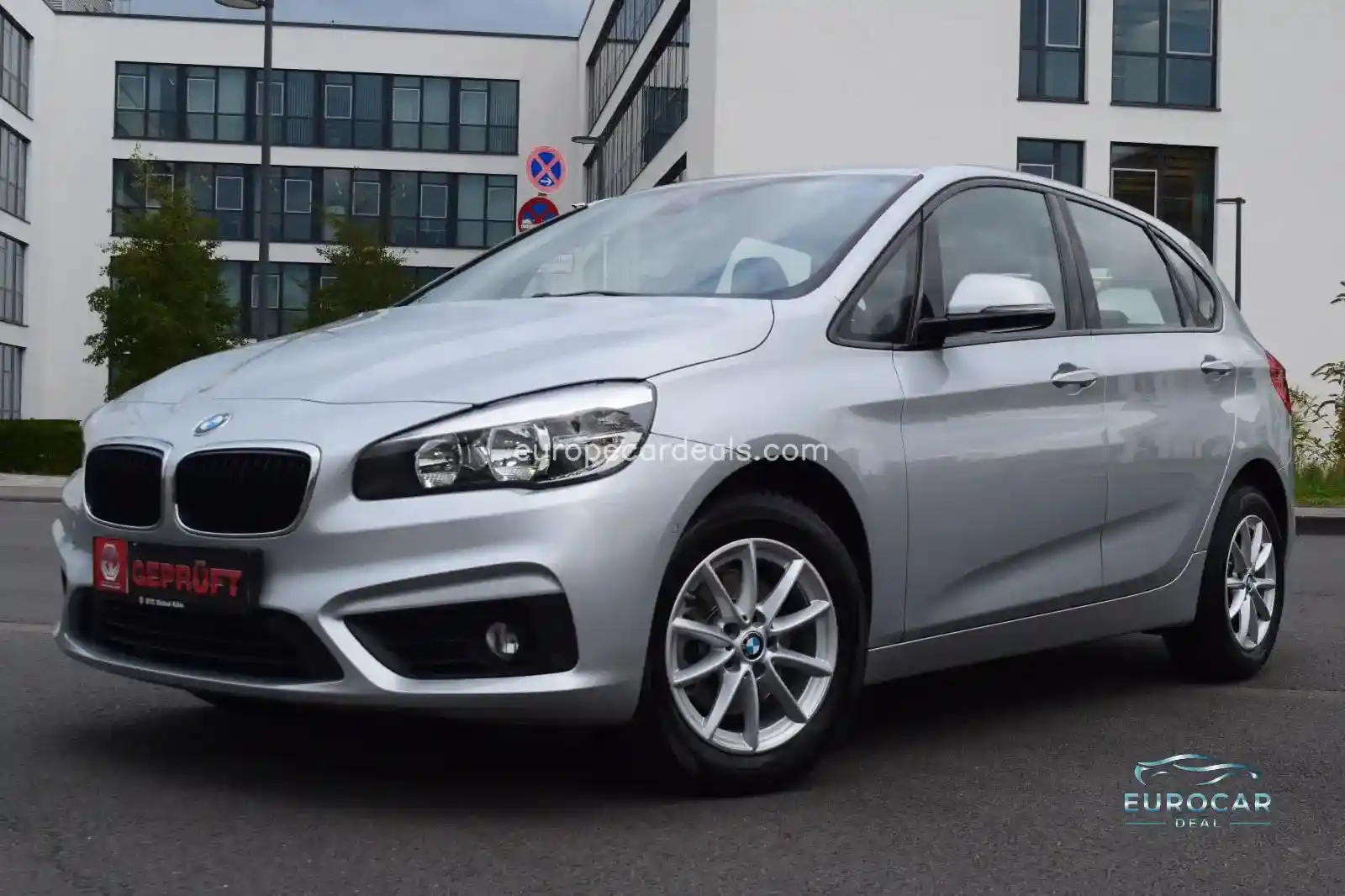 BMW 218