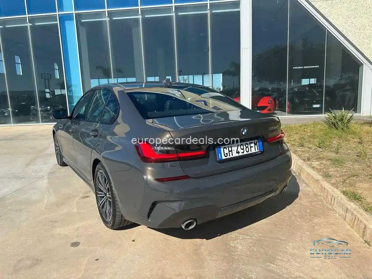 BMW 330