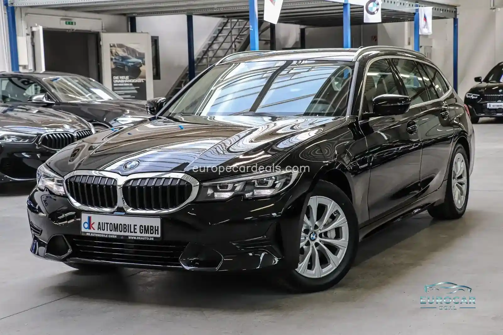 BMW 330
