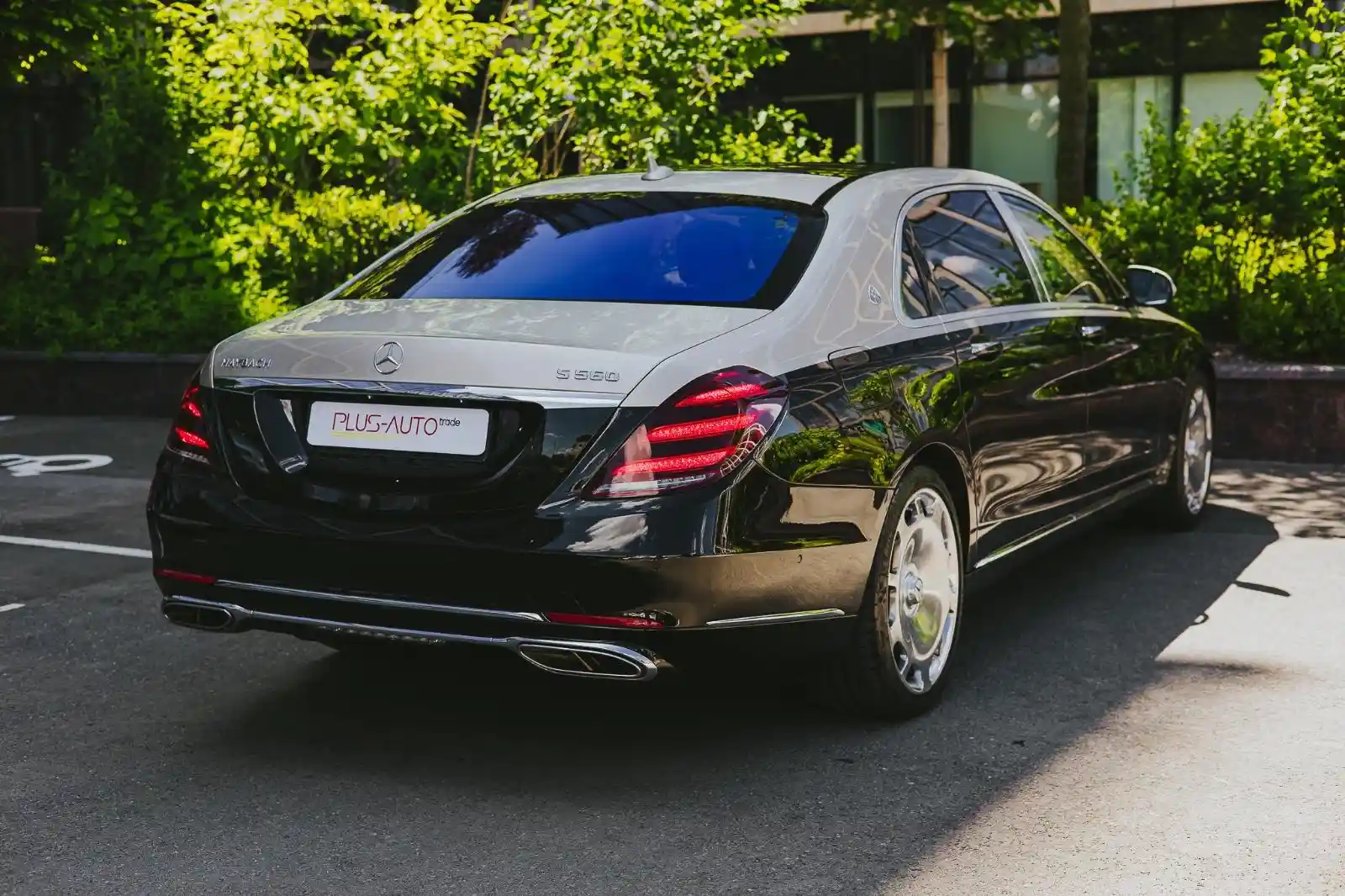 Mercedes-Benz S 560