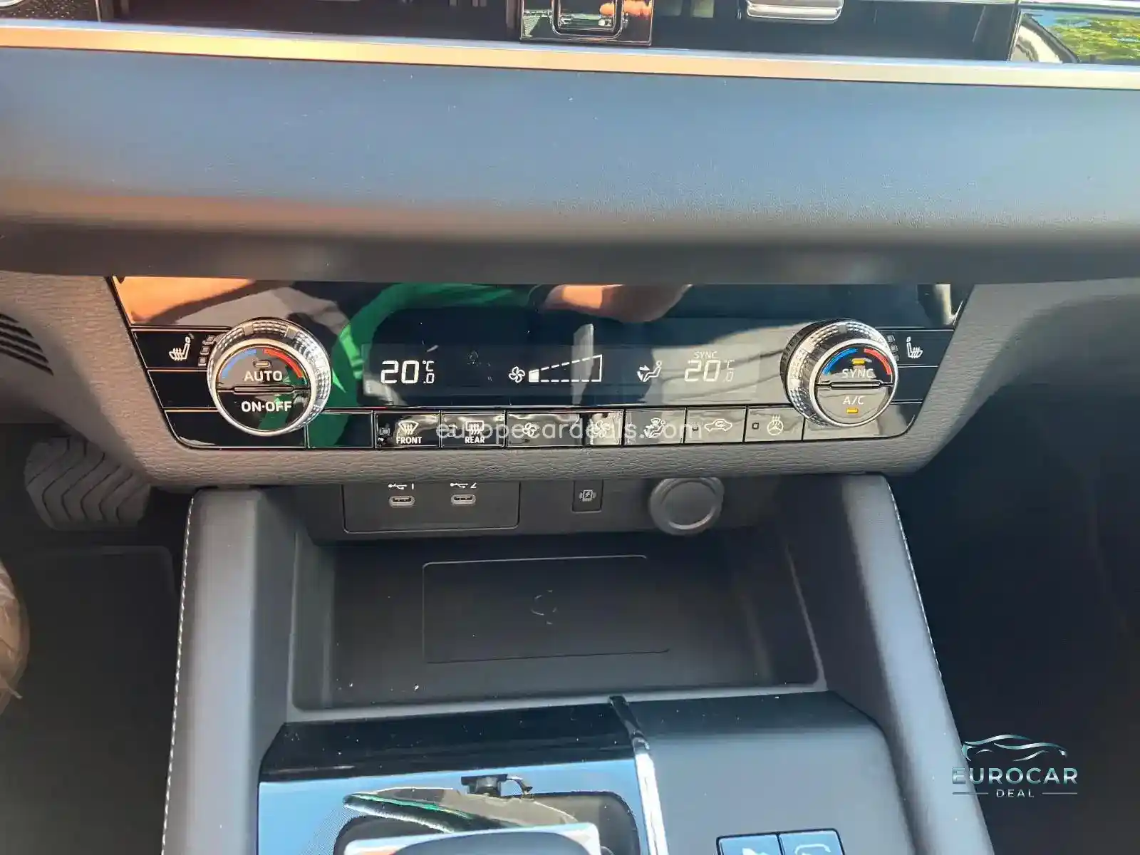 Mitsubishi Plug-in Hybrid Outlander