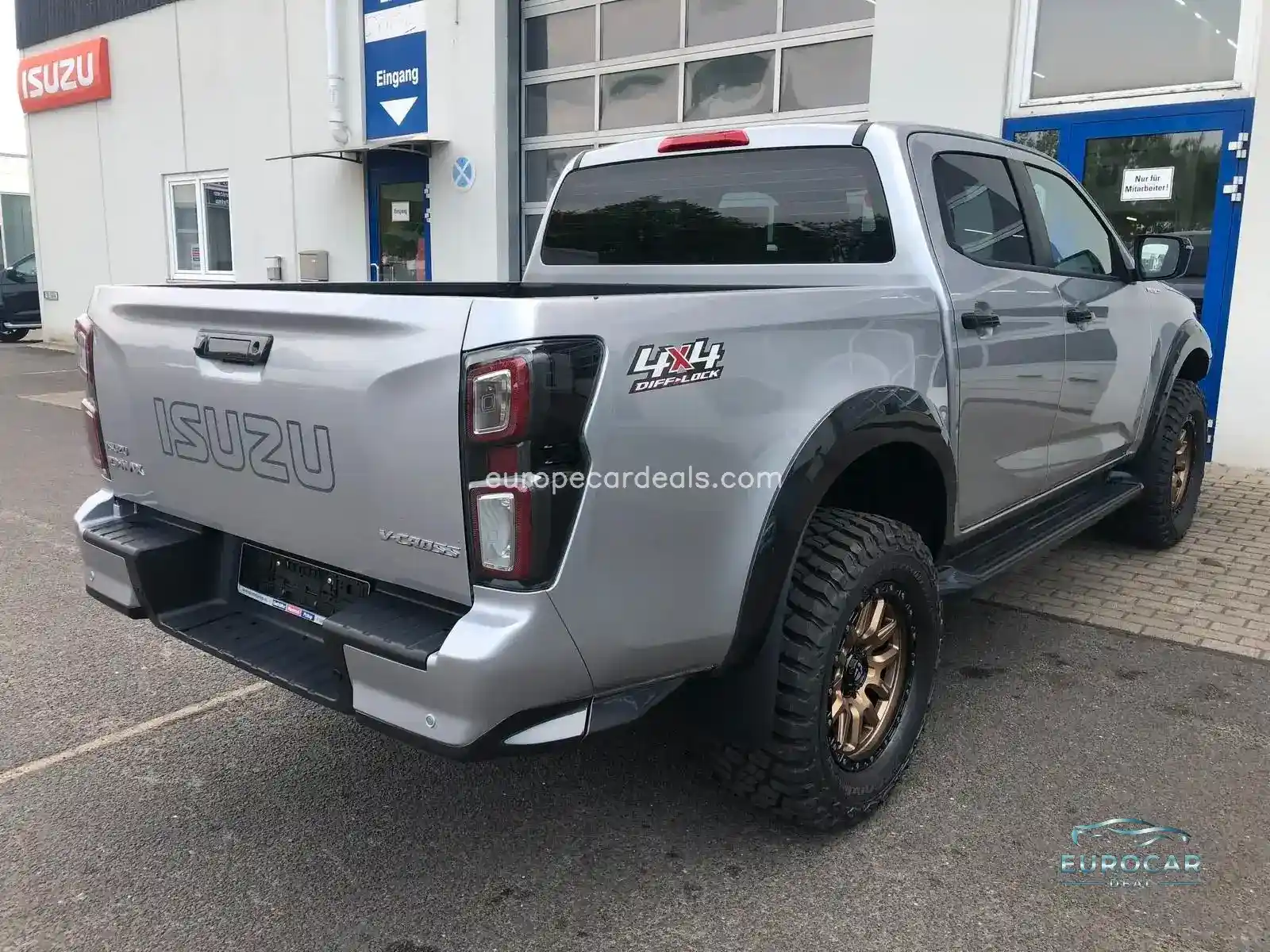 Double Cab 4×4 V-Cross MT +Offroad+Winde+