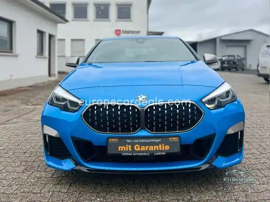 BMW M235