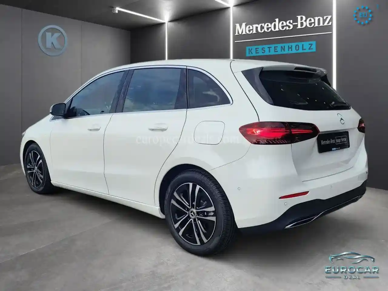 Mercedes-Benz B 220
