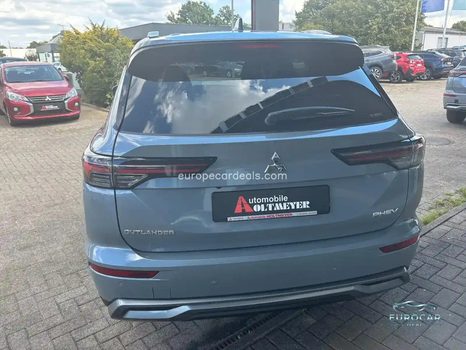 Mitsubishi Plug-in Hybrid Outlander