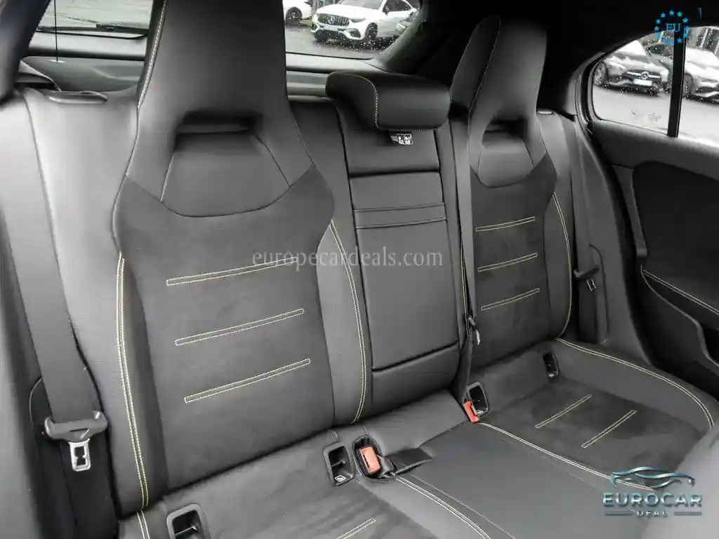 Mercedes-Benz A 45 AMG