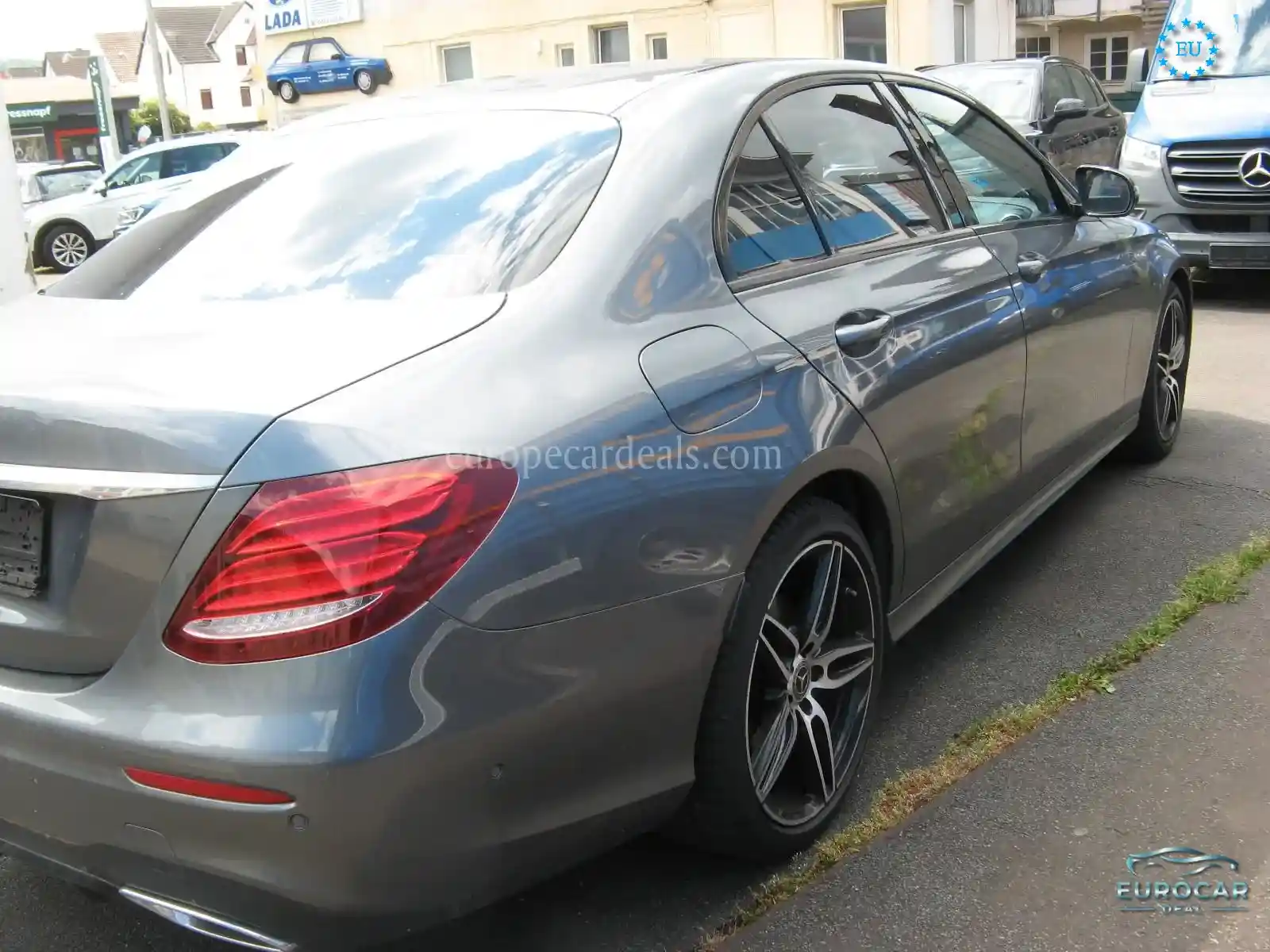 Mercedes-Benz E 300