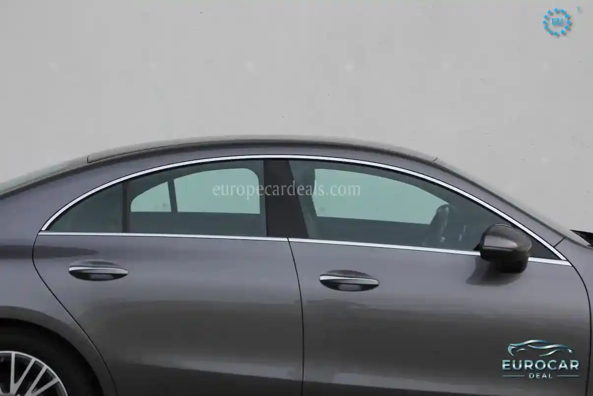 Mercedes-Benz CLA 180