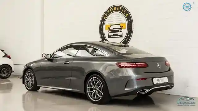 Mercedes-Benz E 400