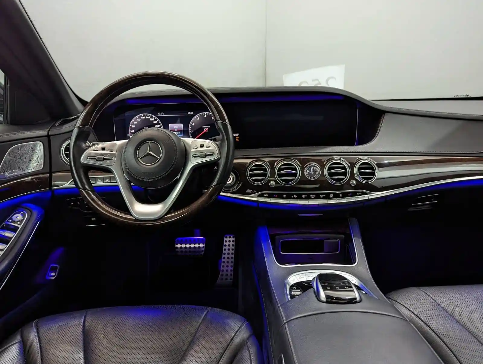 Mercedes-Benz S 560