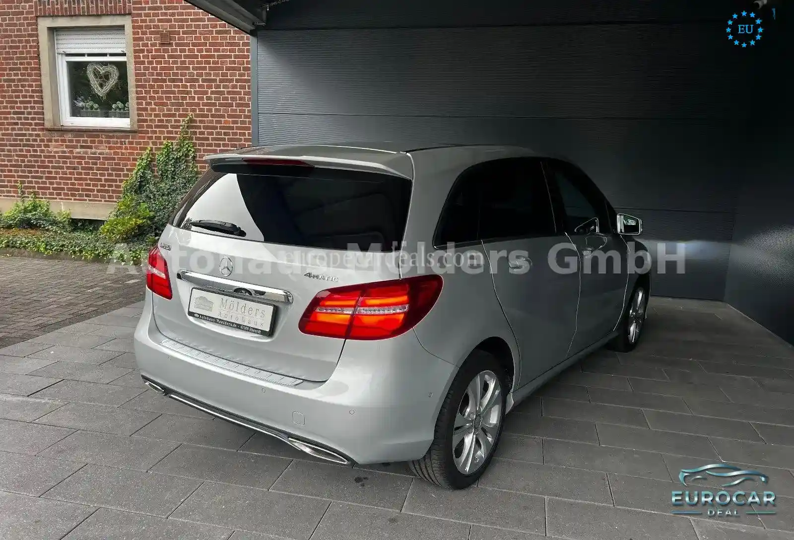 Mercedes-Benz B 220