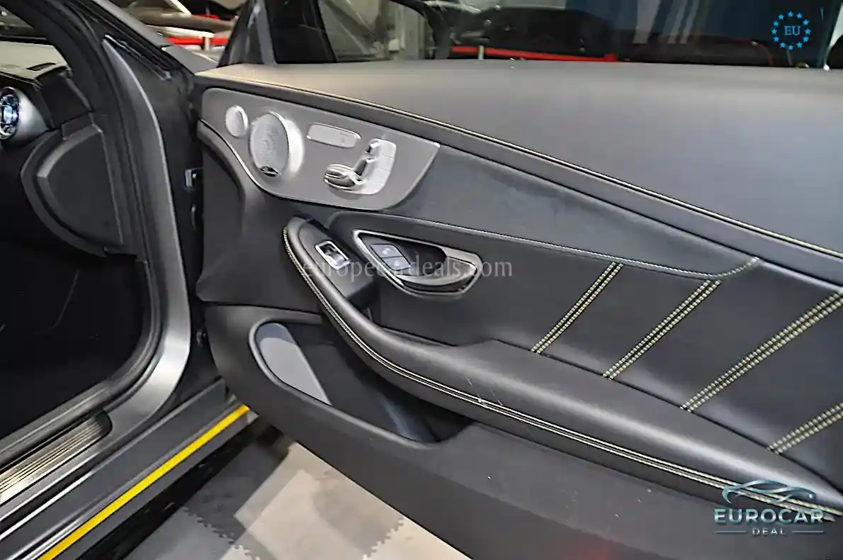Mercedes-Benz C 63 AMG
