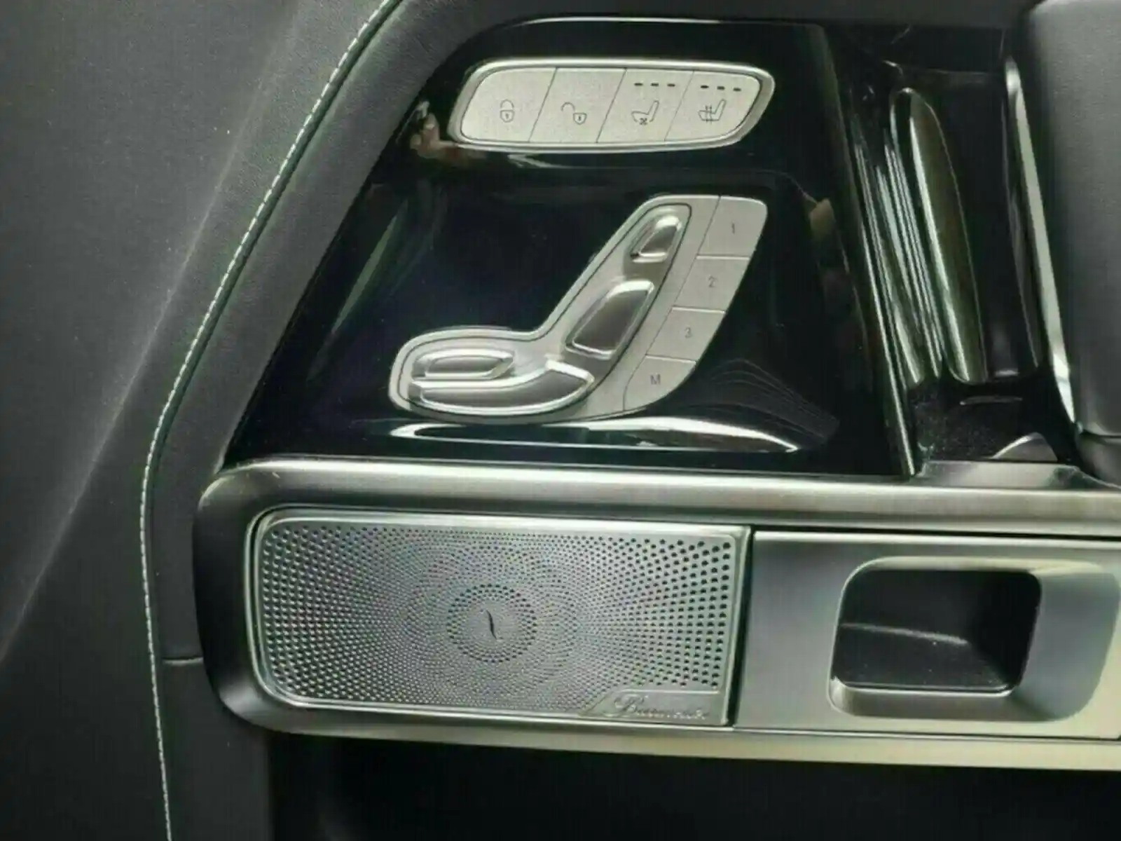 Mercedes-Benz G 500