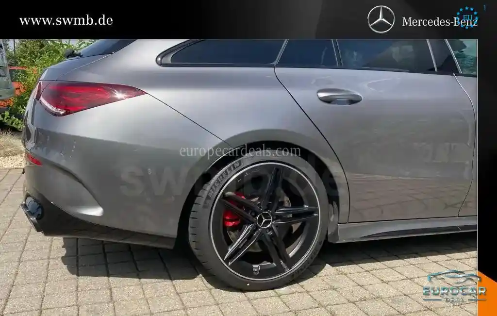 Mercedes-Benz CLA 45 AMG Shooting Brake