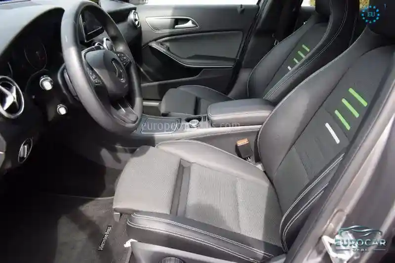 Mercedes-Benz A 160