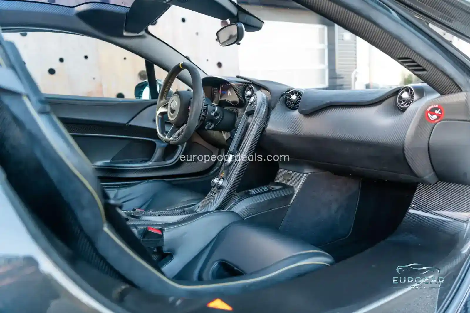 McLaren P1