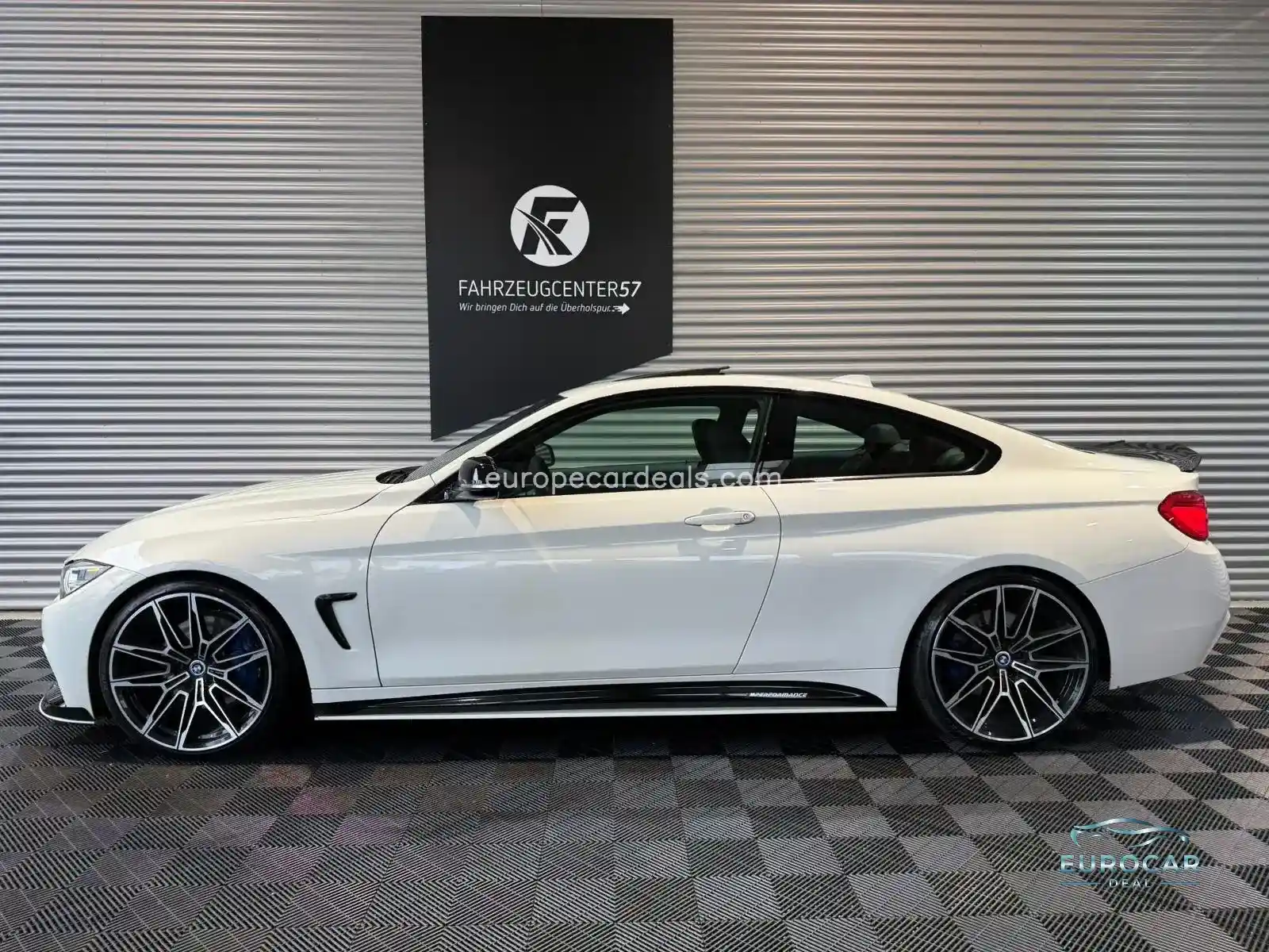 BMW 440