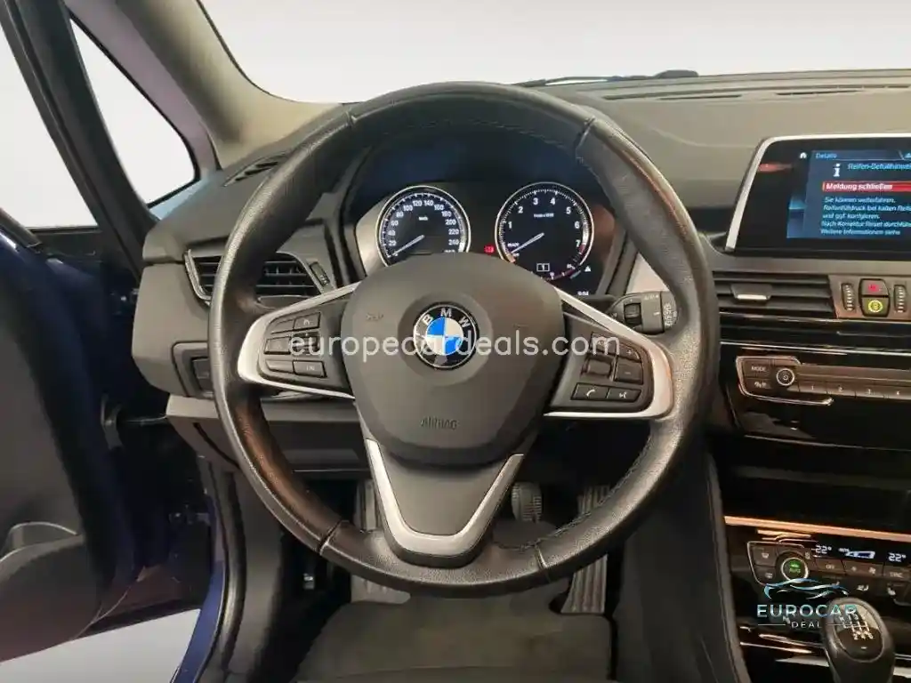 BMW 216