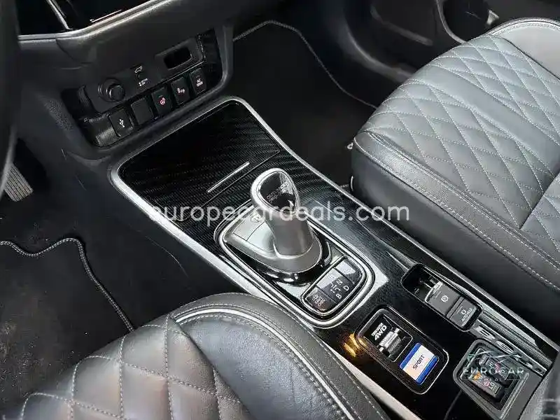 Mitsubishi Plug-in Hybrid Outlander