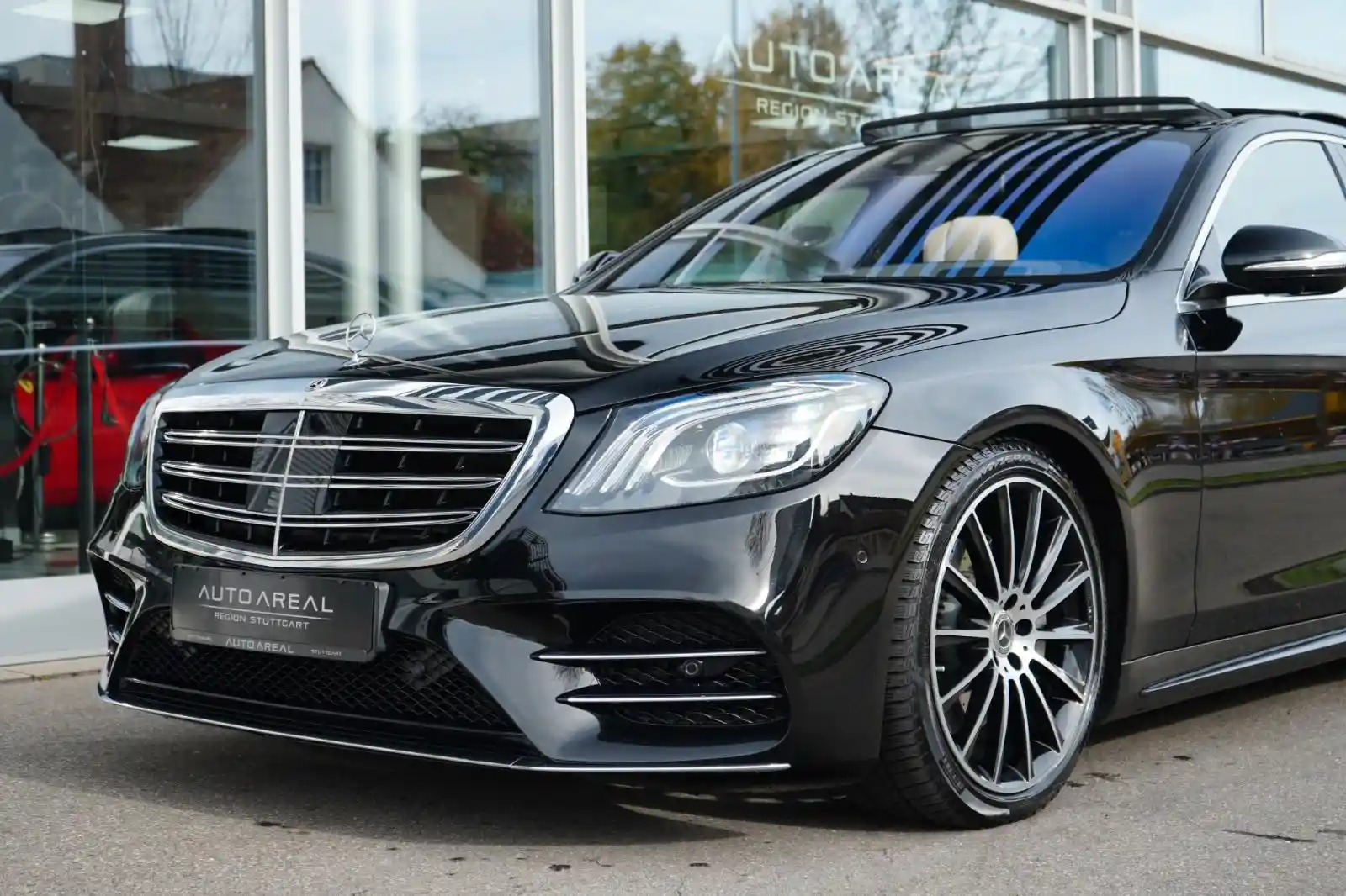 Mercedes-Benz S 560