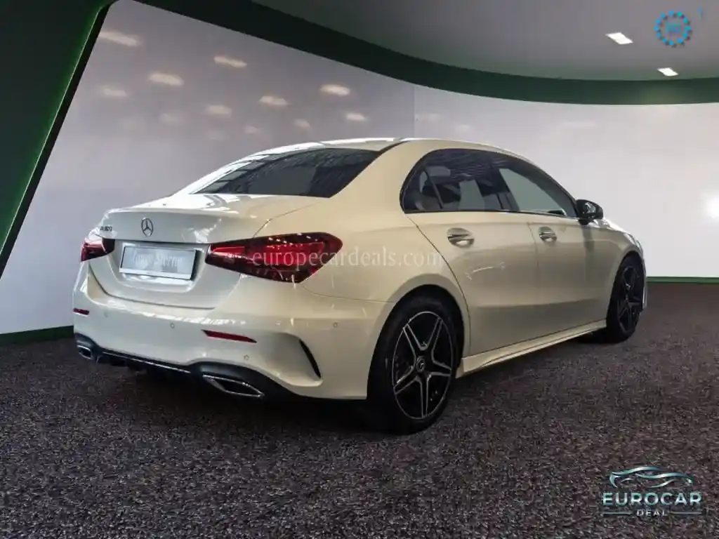 Mercedes-Benz A 180