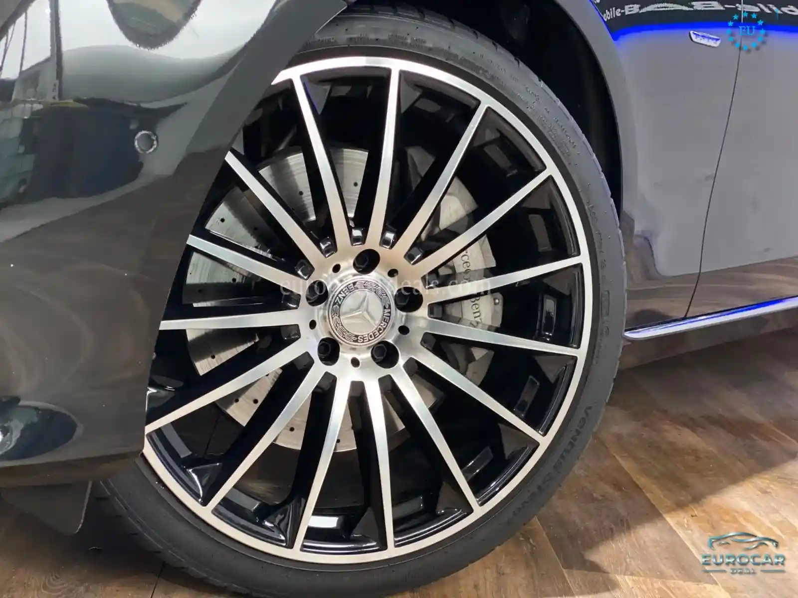 Mercedes-Benz E 400