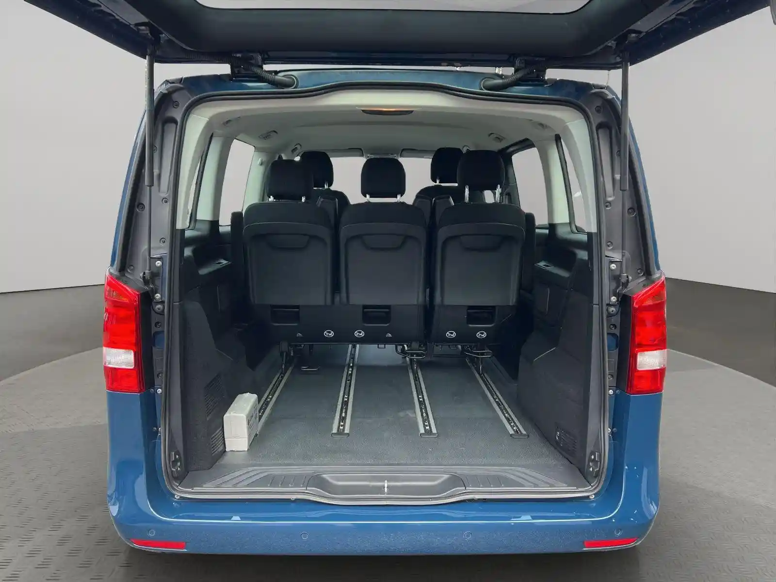Mercedes-Benz V 200