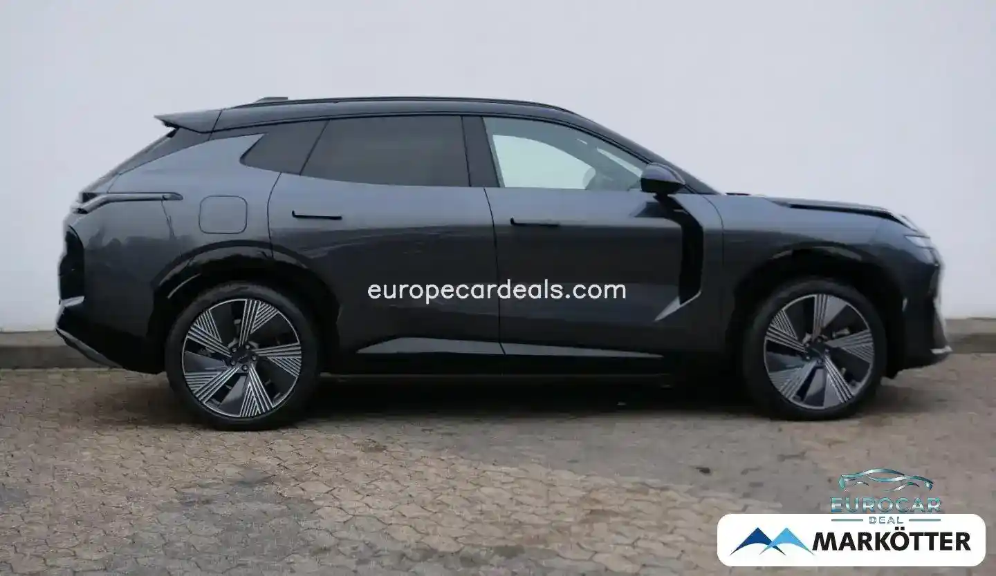 Lynk&Co 08