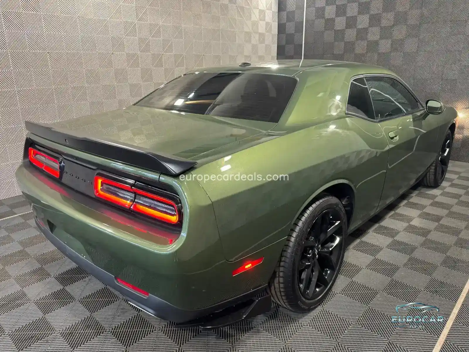 Dodge Challenger