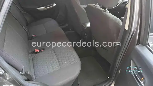 Suzuki Baleno