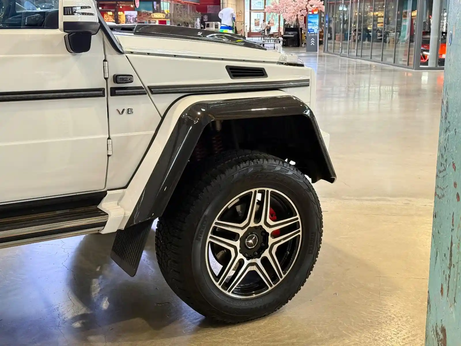 Mercedes-Benz G 500