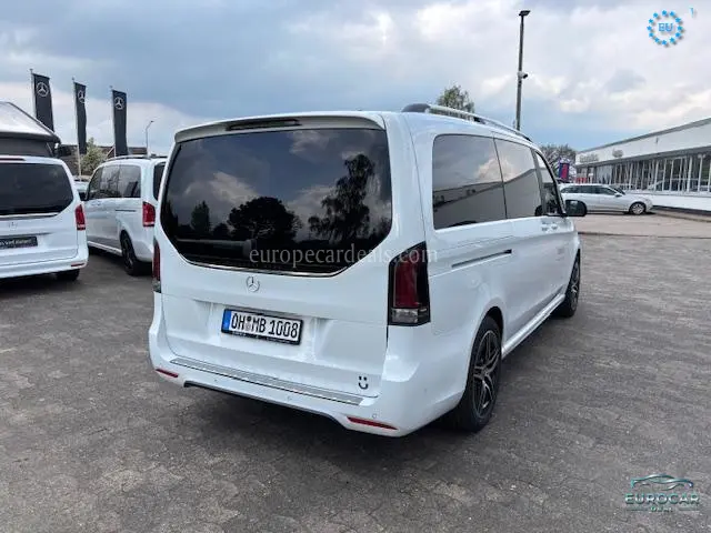 Mercedes-Benz V 220