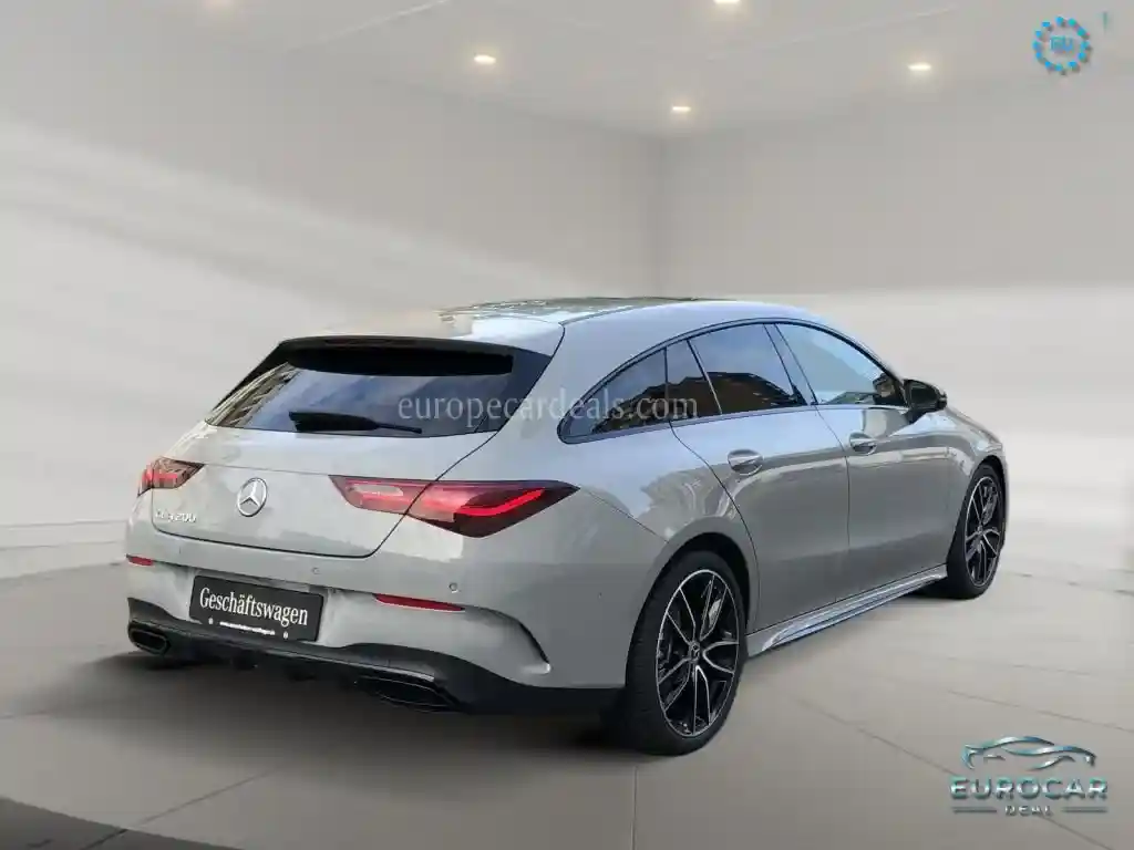 Mercedes-Benz CLA 200 Shooting Brake
