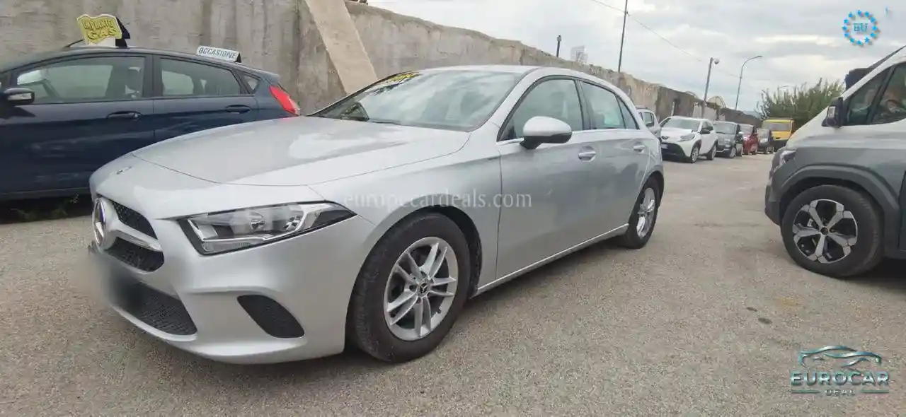 Mercedes-Benz A 180