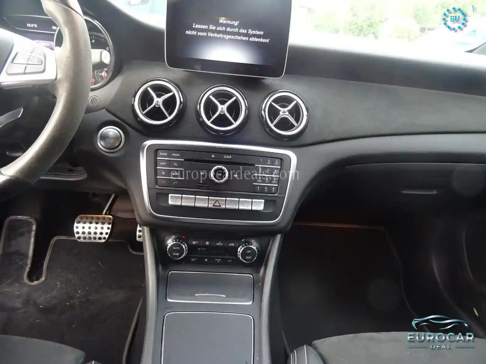 Mercedes-Benz A 220